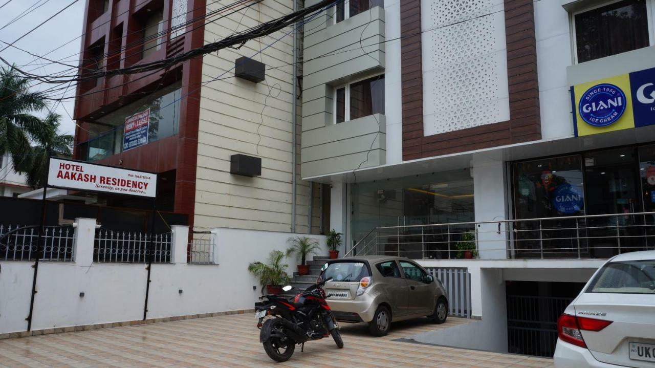 Hotel Aakash Residency Dehradun Ngoại thất bức ảnh